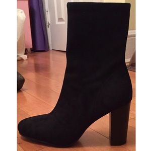 Vince Camuto Sendra Booties